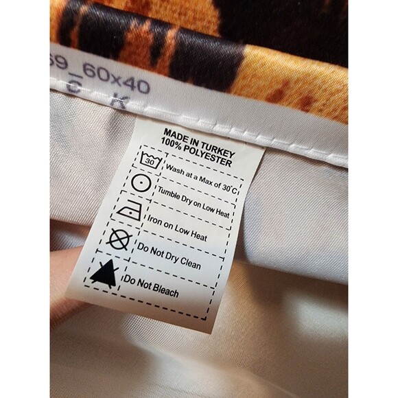 CHEETAH LEOPARD PRINT 60X40 WALL TAPESTRY HANGING DECORATION CAT ANIMAL PARTY - Picture 6 of 7